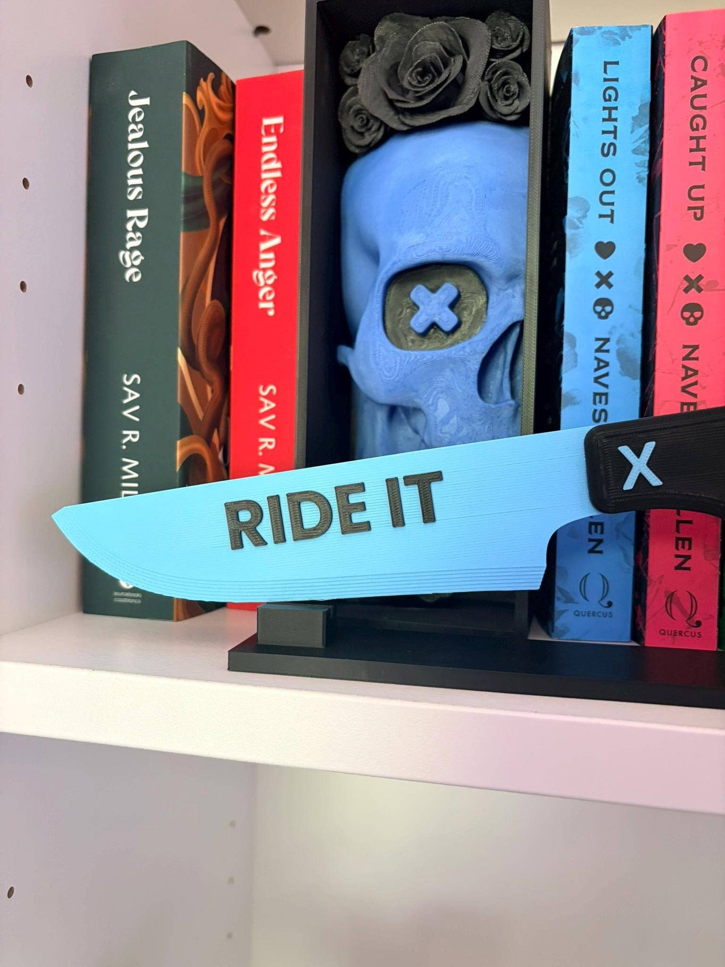 3D Printed Decorative Knife for Book Lovers