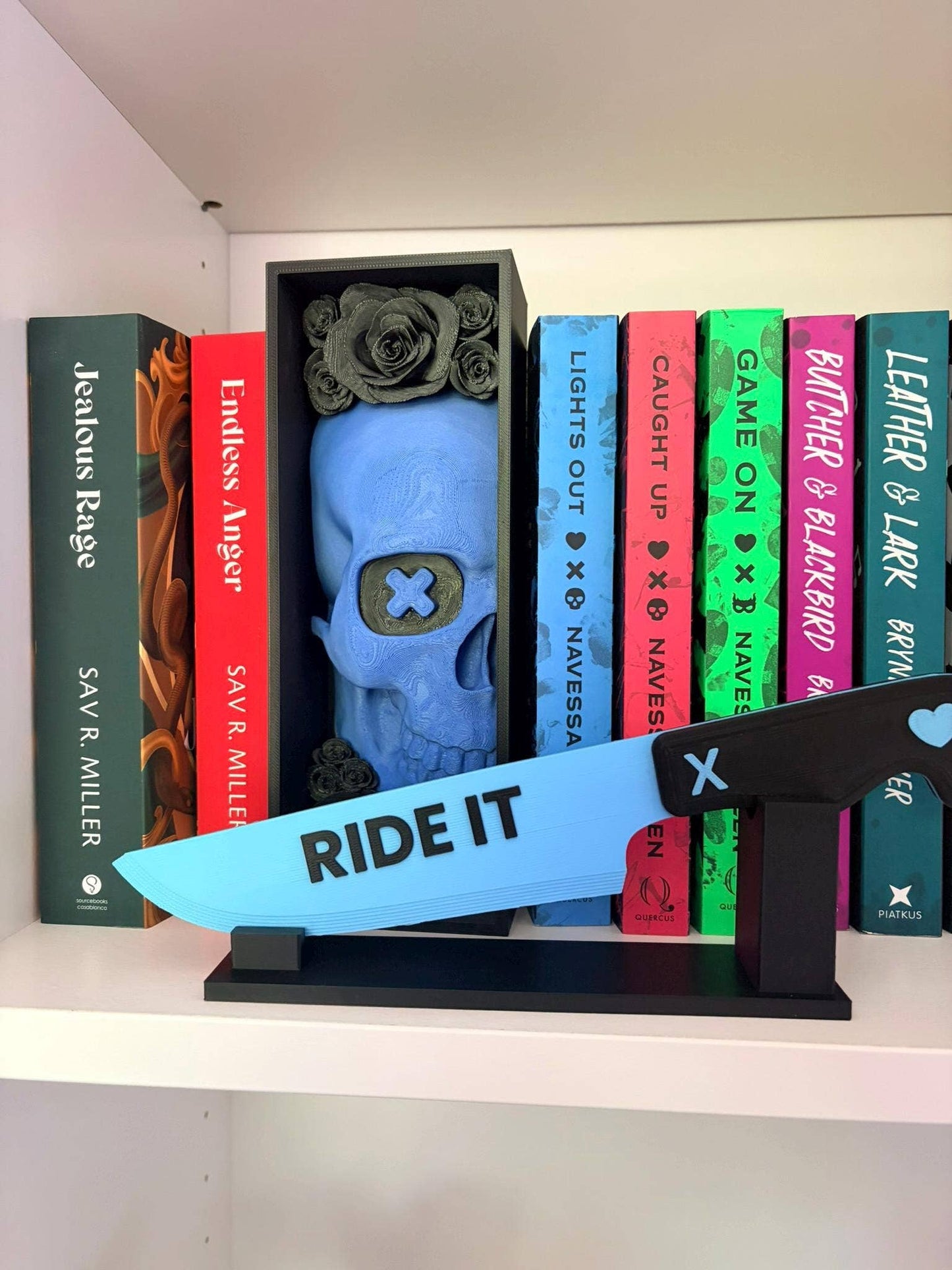 3D Printed Decorative Knife for Book Lovers